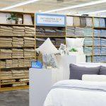Billionaire David Einhorn turns bullish on major mall retail stock
