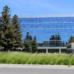 Broadcom (AVGO) Stock Price Prediction: $465 Bull, $280 Bear