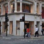 48-year-old mall retailer closed stores as trends change