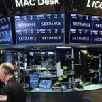 FTSE 100 closed at 10,881.90, up 3.13% on the week per Dow…